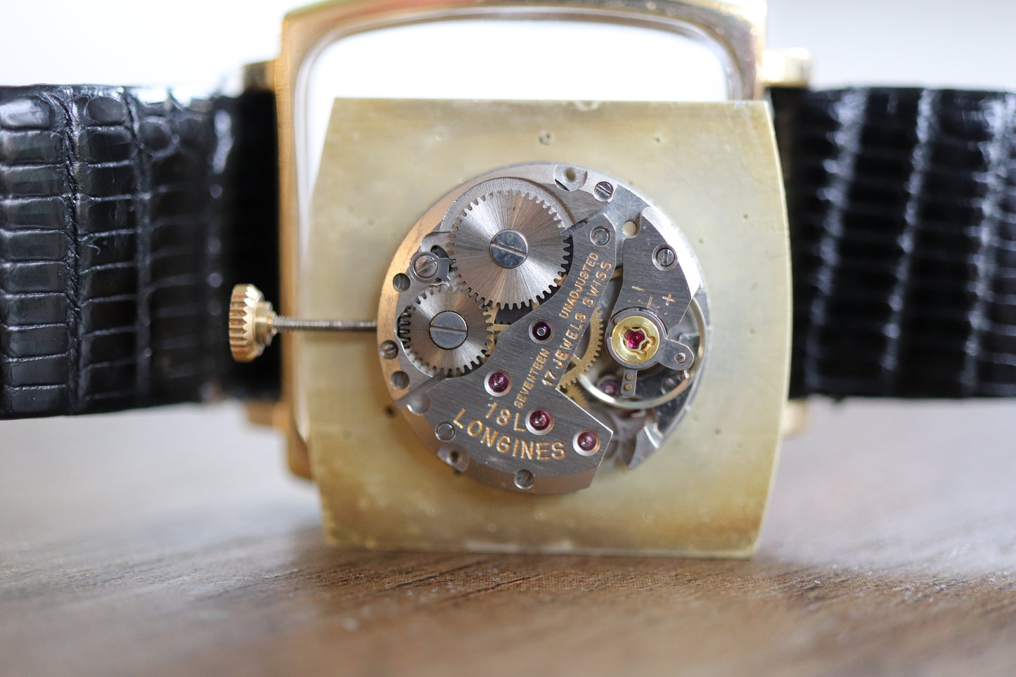 Longines manual working well linen squared dial