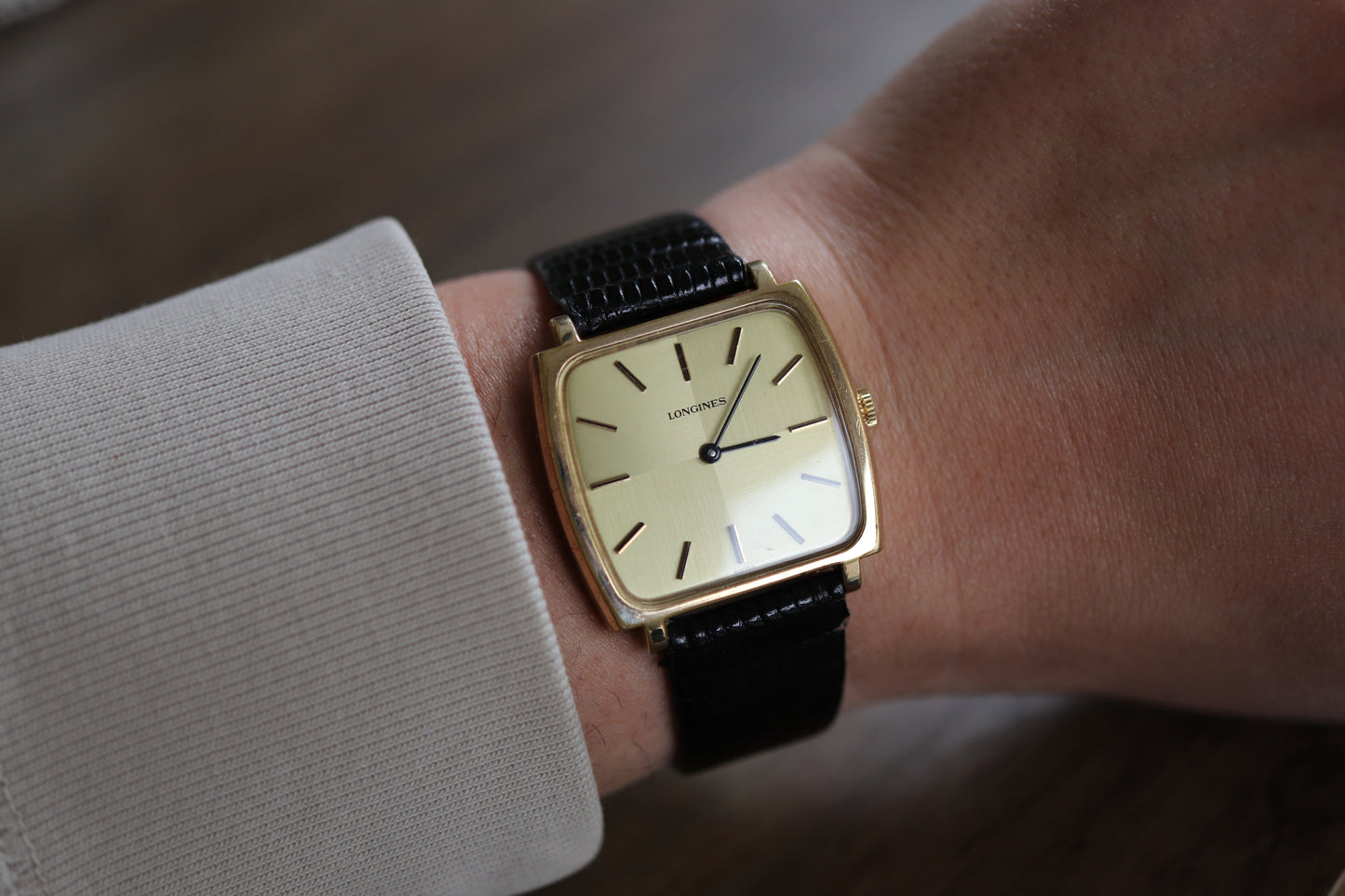 Longines manual working well linen squared dial