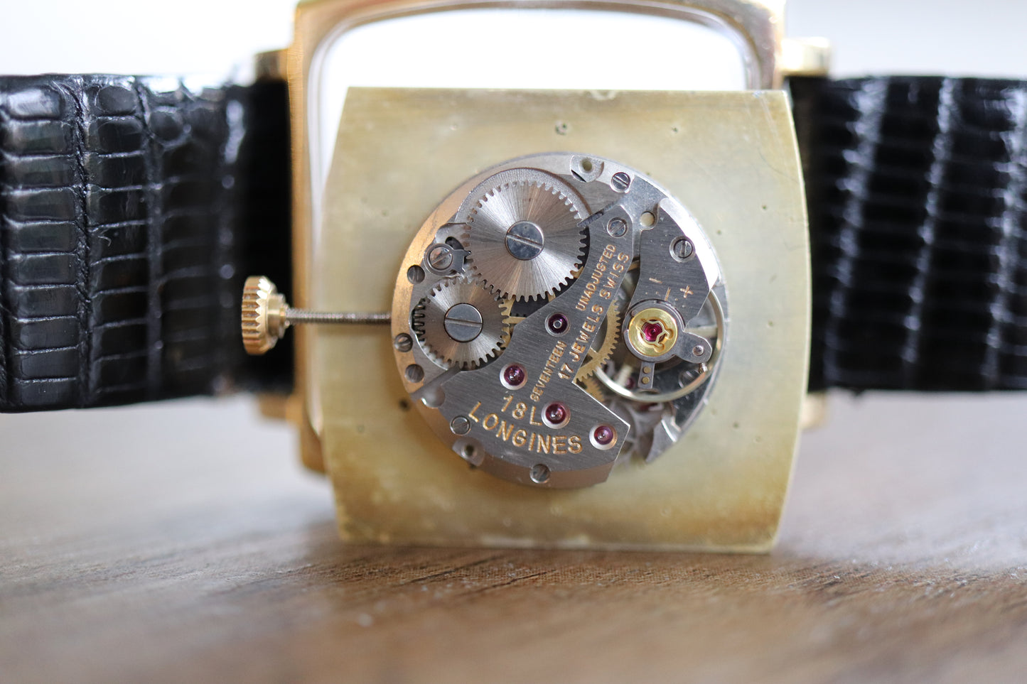 Longines manual working well linen squared dial
