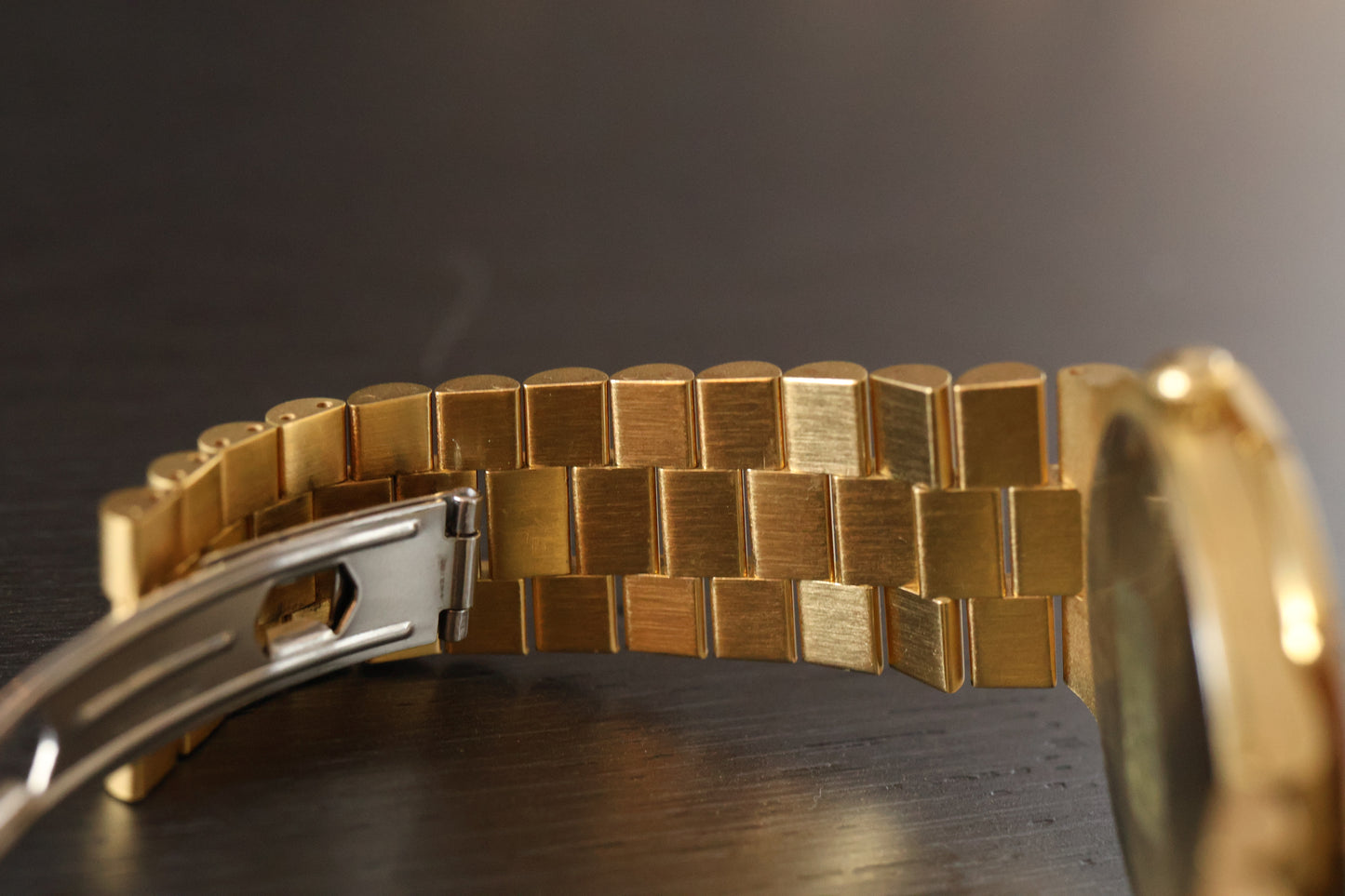 Longines Quartz MZ 5716 Textured Dial