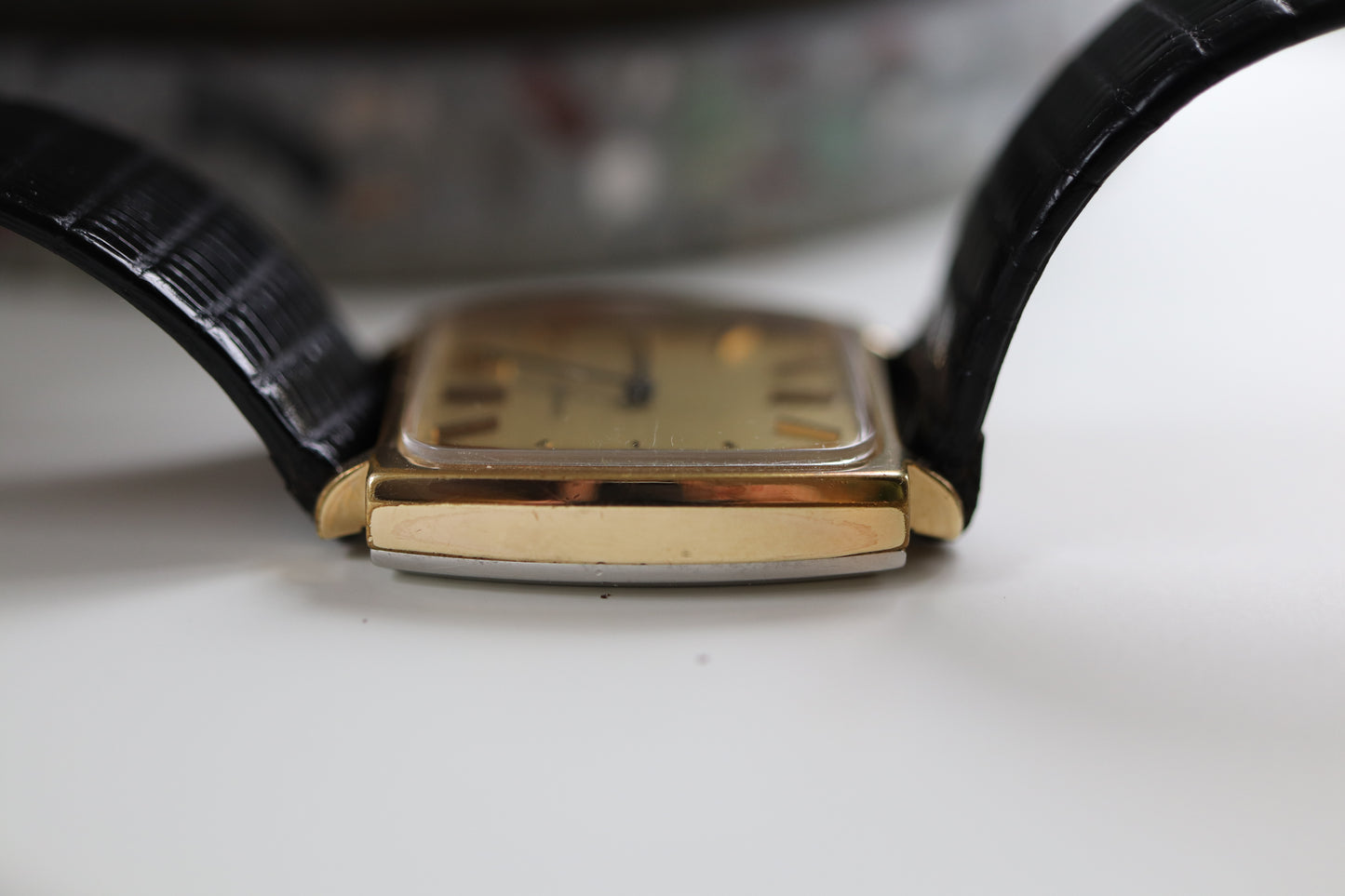 Longines manual working well linen squared dial